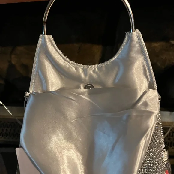 Silver Shimmer NWT small bag - Picture 5 of 9